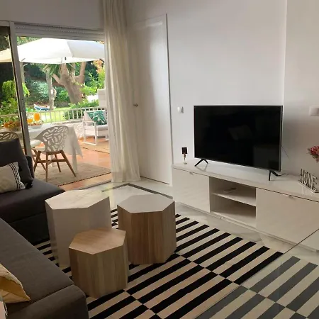 Apartman Lovely Center Garden Views 130 *