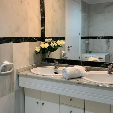 Lovely Center Garden Views 130 Apartman Marbella