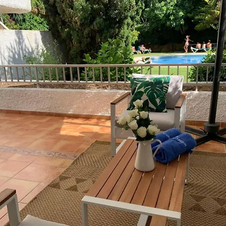 Lovely Center Garden Views 130